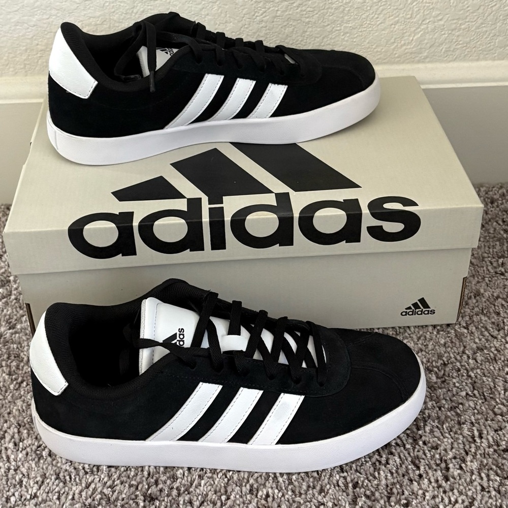 SOLD - ❌Adidas VL Court 3.0 Sneakers
